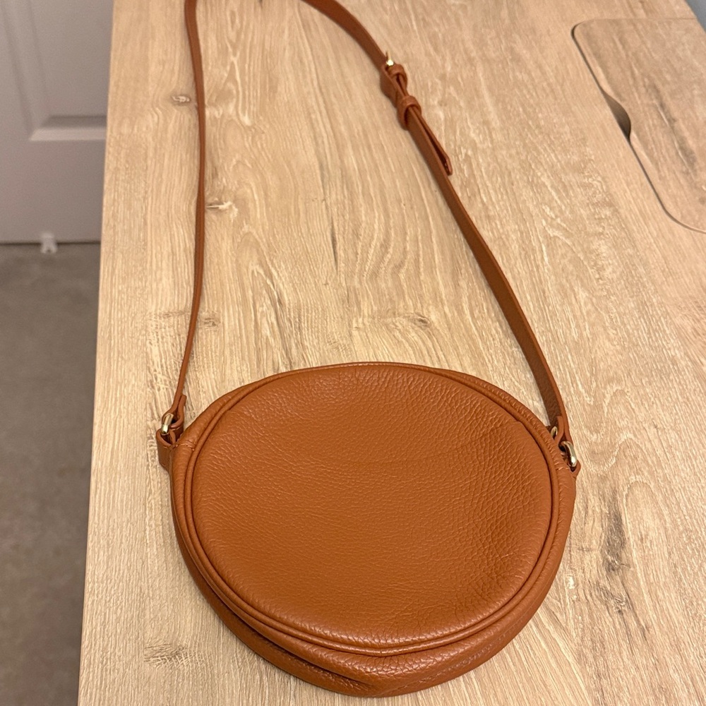 Quince Round Crossbody Bag in Cognac Brown